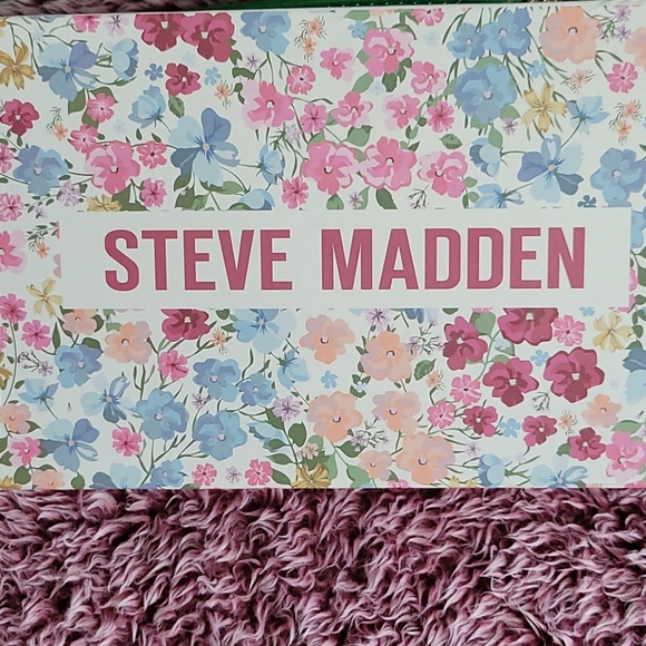 Wallet - Picture 2 of 3